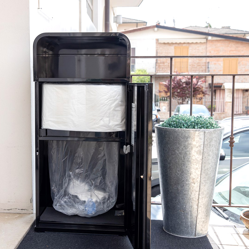Saclo-Outdoor-cesto-esterni-raccolta-differenziata-rifiuti-metallo_5