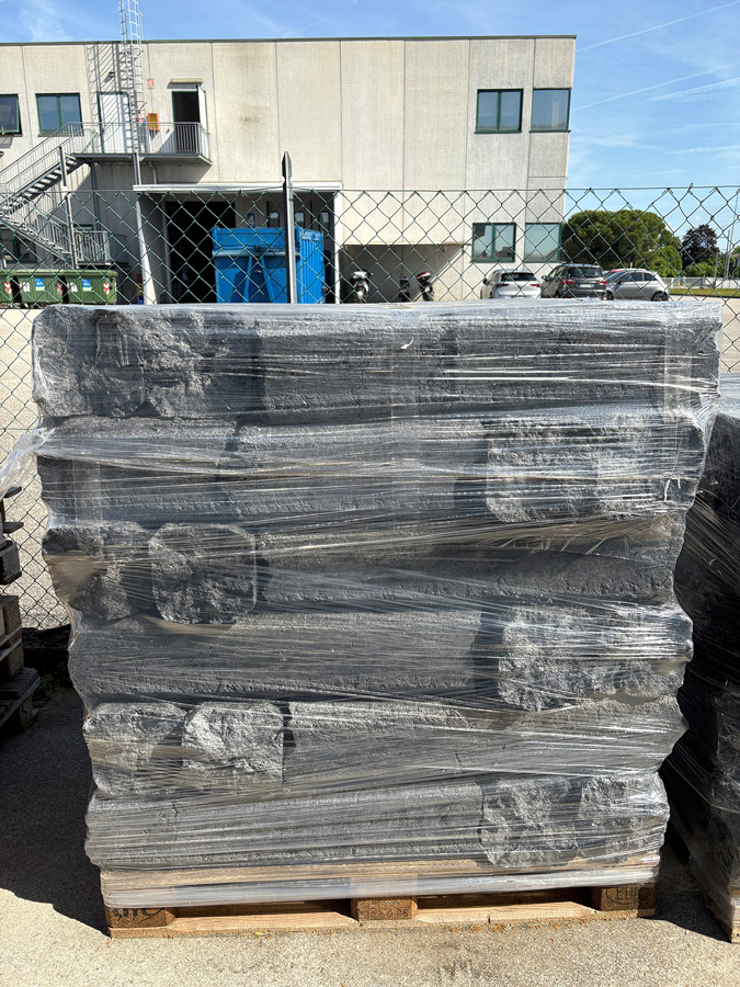 Pallet di Bricchetti di polistirolo compattato
