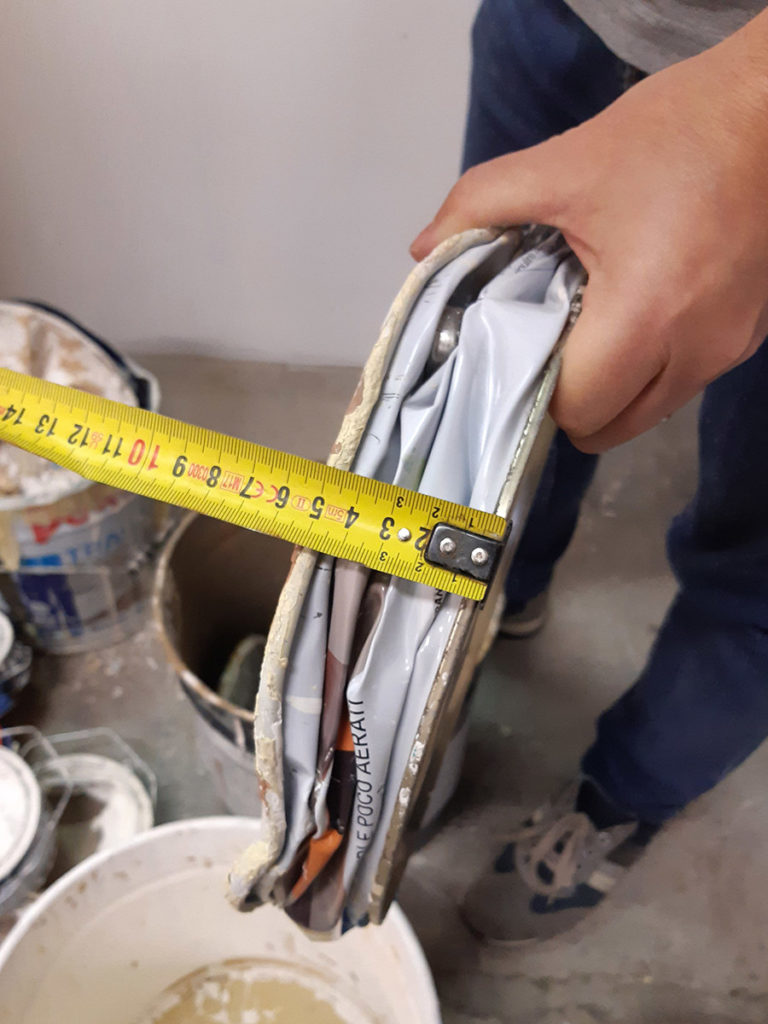 falcor schiaccia fusti e barattoli