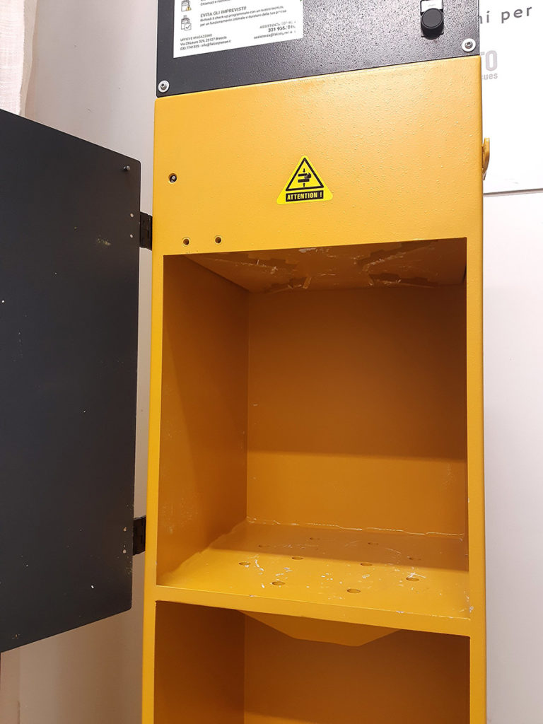 falcor schiaccia fusti e barattoli