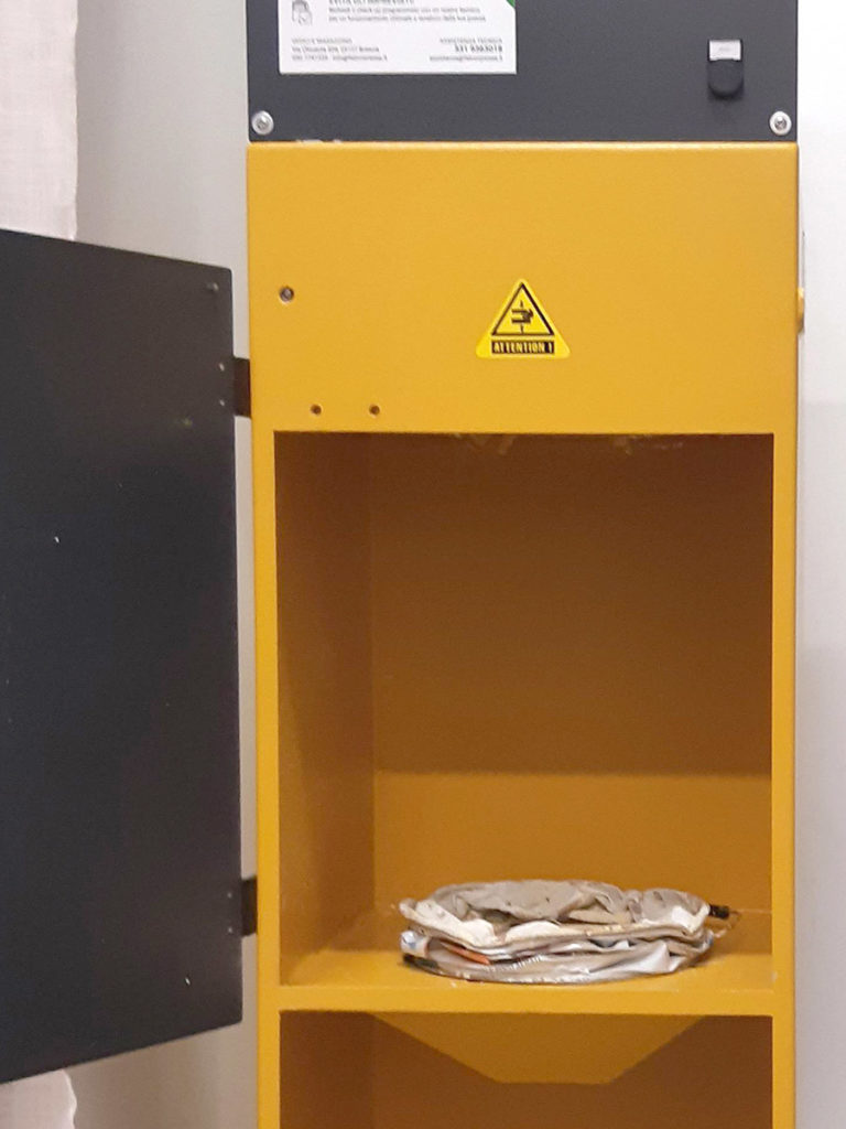 falcor schiaccia fusti e barattoli