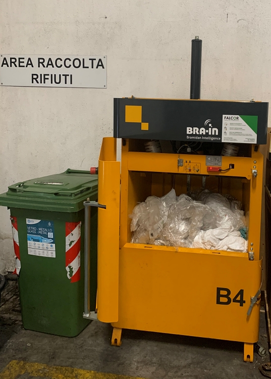 Pressa B4 per film plastico